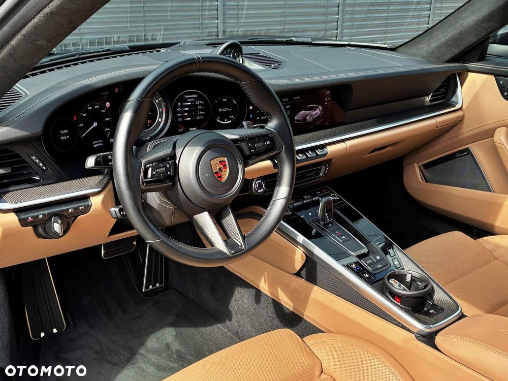 Porsche 911 - 24