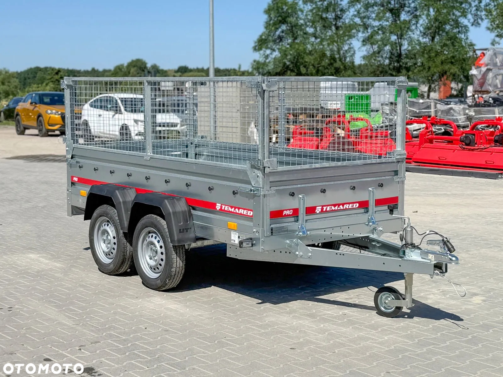 Temared PRO 2612/2 Przyczepka samochodowa 264x126cm dwuosiowa - 9