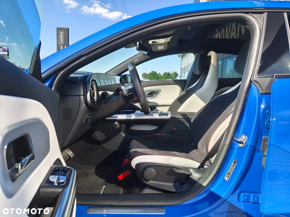 Mercedes-Benz CLA 200 mHEV 8G-DCT - 9