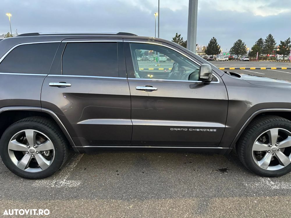 Jeep Grand Cherokee - 10