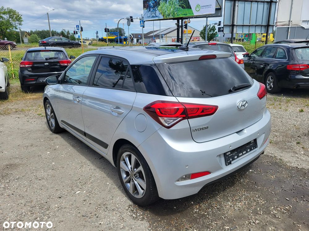 Hyundai i20 1.4 Comfort - 8