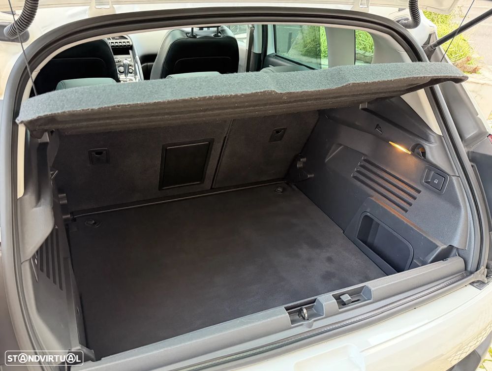 Peugeot 3008 1.6 BlueHDi Allure EAT6 - 27