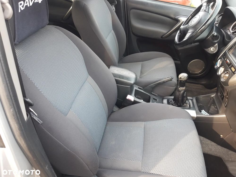 Toyota RAV4 4x4 Sol - 6