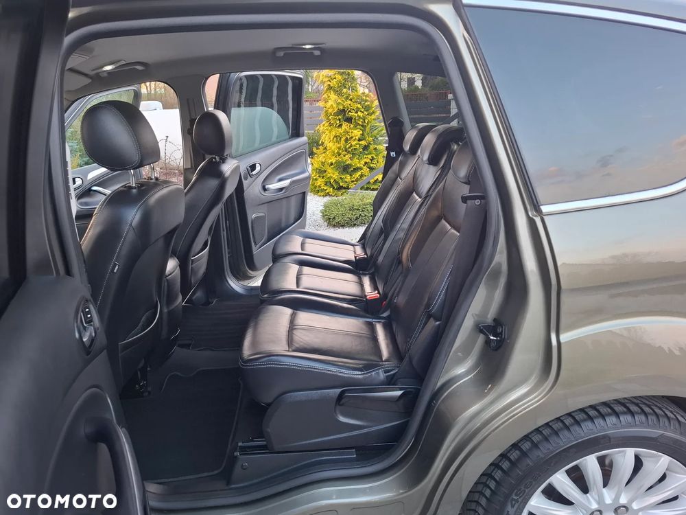 Ford S-Max 2.0 TDCi DPF Titanium X - 26