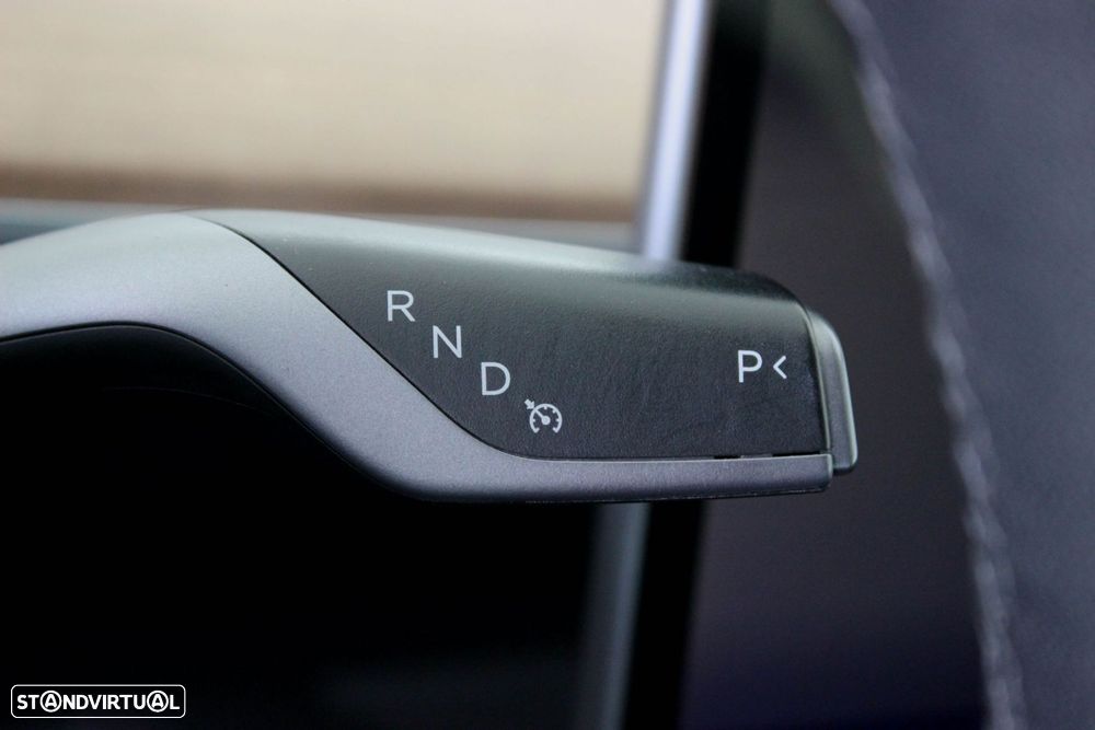 Tesla Model 3 Long Range Tração Integral - 17