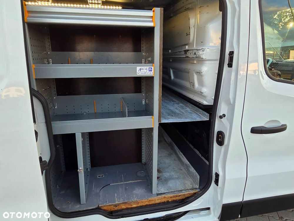 Renault TRAFIC - 11