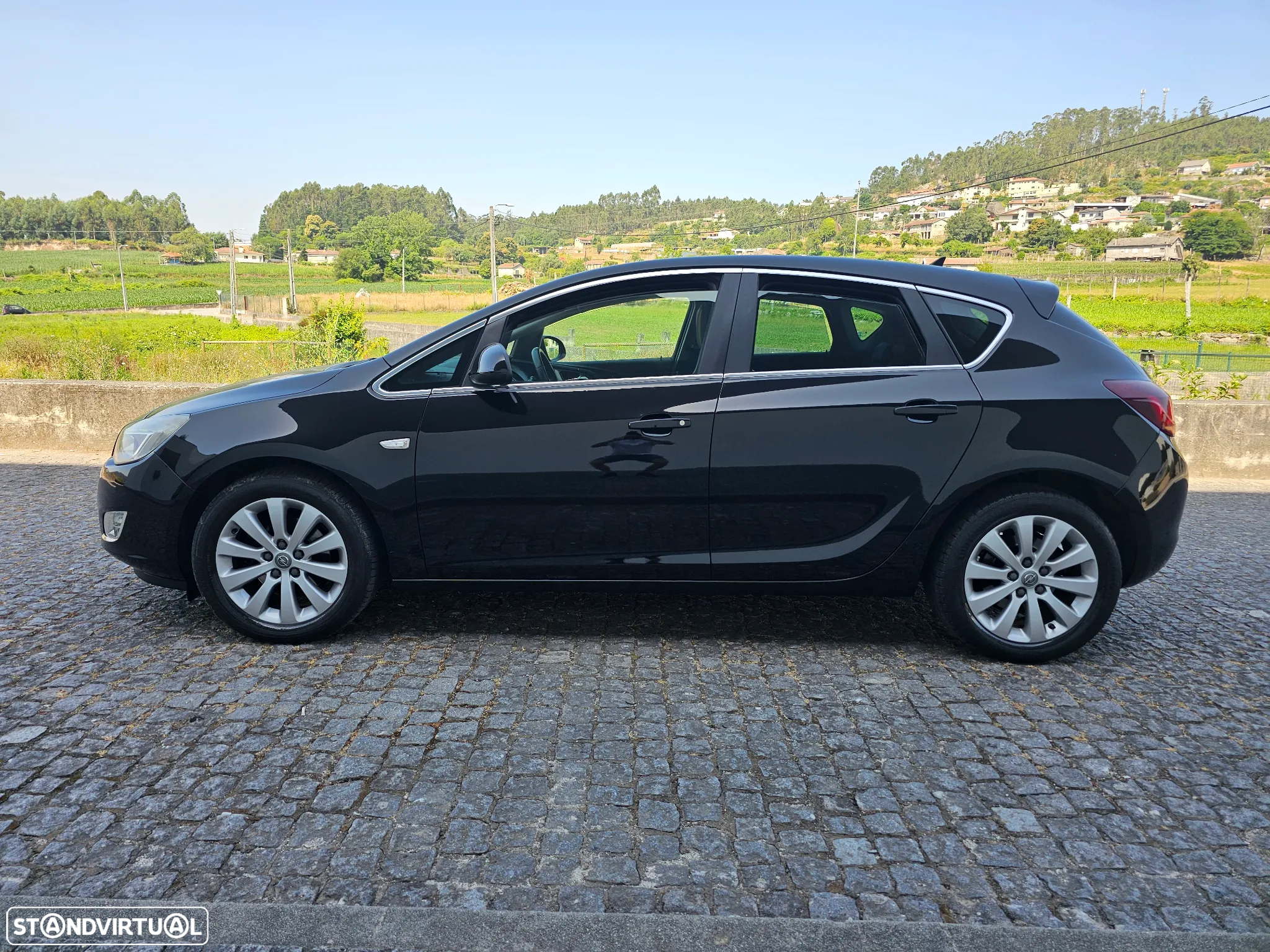 Opel Astra 1.7 CDTi Cosmo - 4