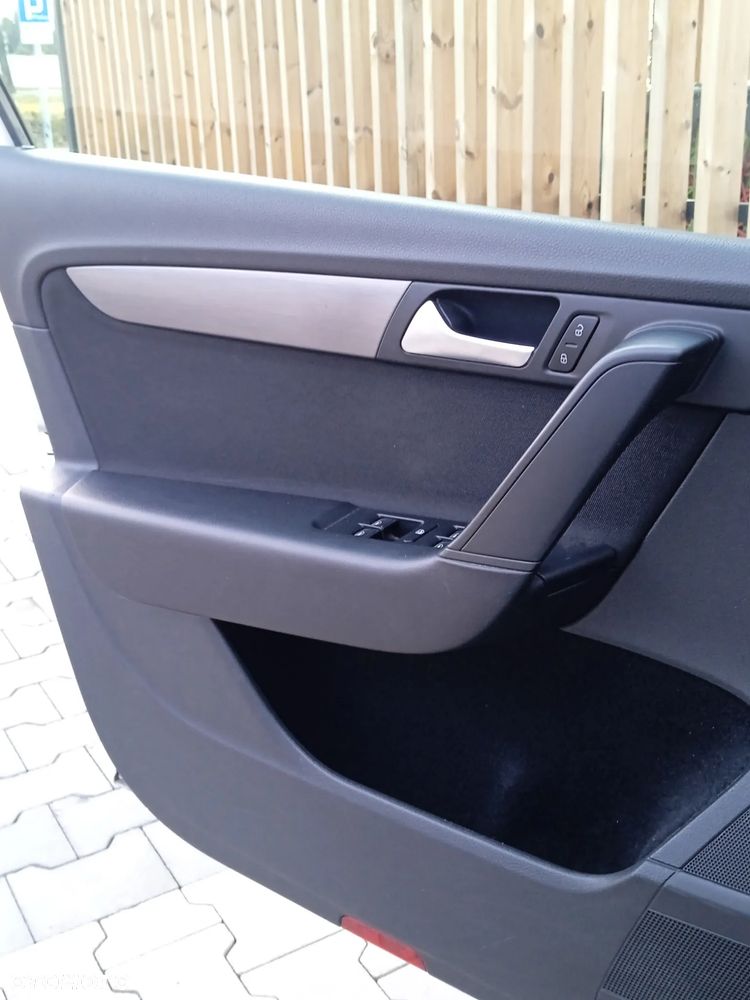 Volkswagen Passat 2.0 TDI BlueMotion Technology Comfortline - 25