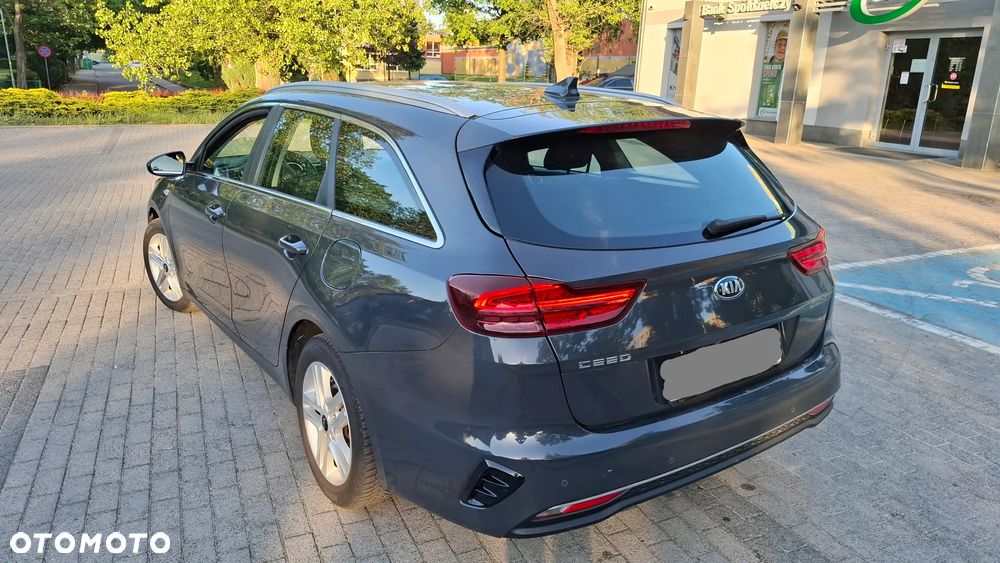 Kia Ceed 1.4 T-GDI DCT OPF Platinum Edition - 3