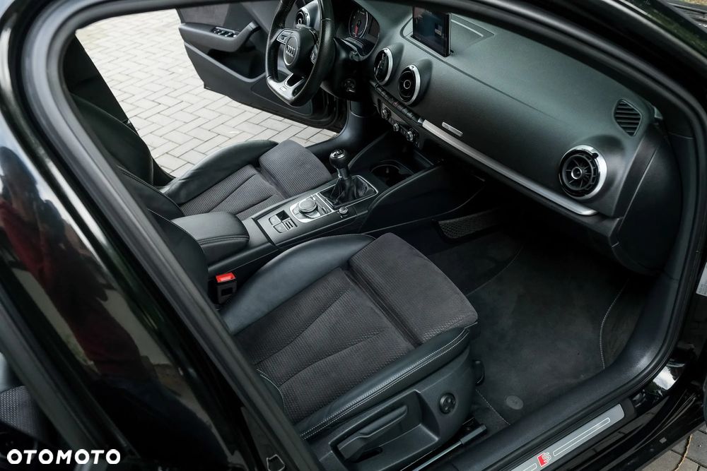 Audi A3 Sportback 2.0 TDI (clean diesel) S line Sportpaket - 26