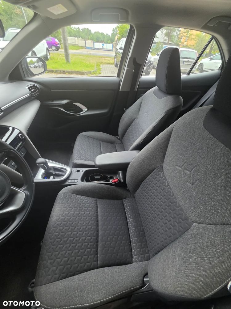 Toyota Yaris Cross - 21