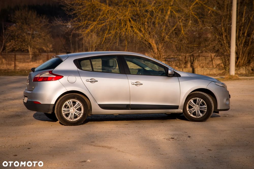 Renault Megane 1.5 dCi Privilege - 8