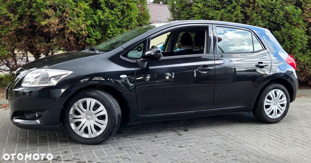 Toyota Auris 1.6 VVT-i Executive - 5