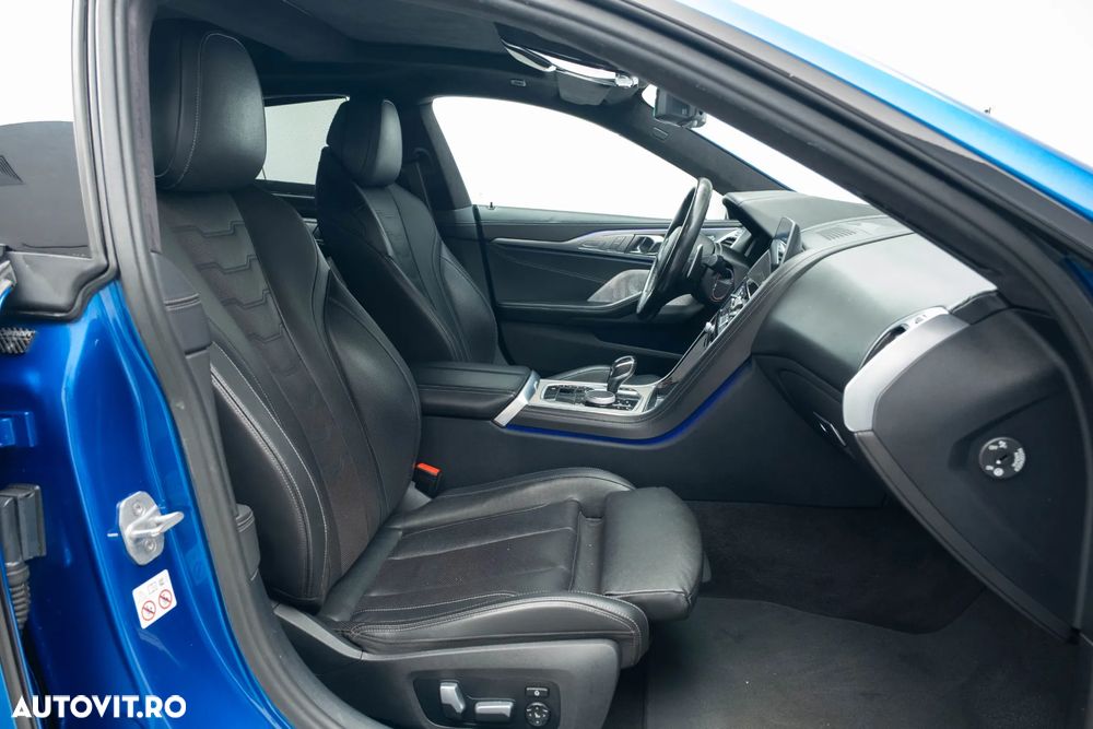 BMW M8 M850i xDrive AT - 38