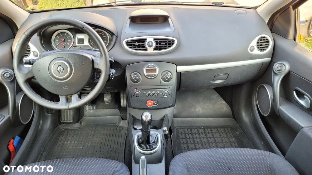 Renault Clio 1.2 TCE Alize - 37