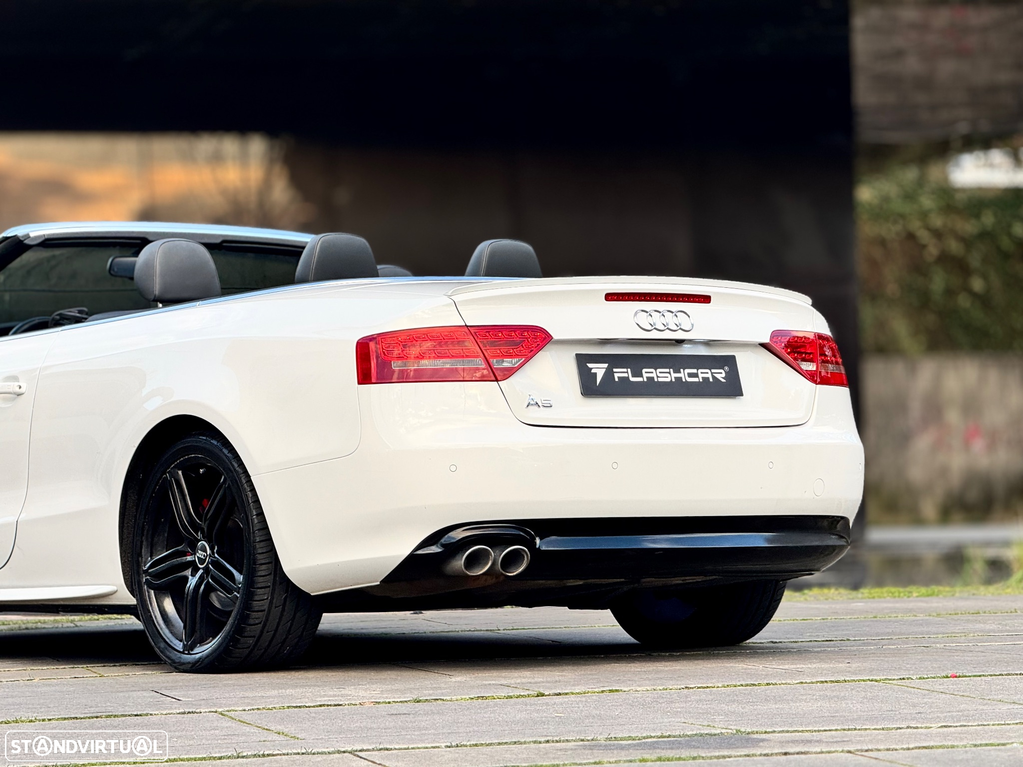 Audi A5 Cabrio 2.0 TDi - 31