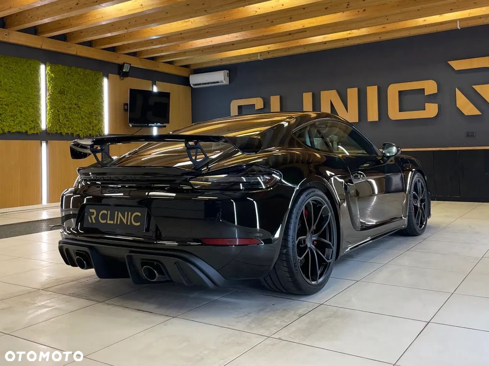 Porsche 718 Cayman - 4