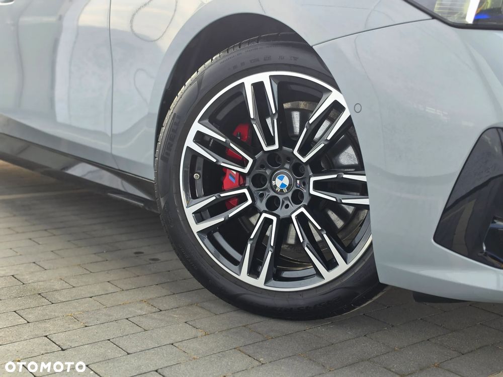 BMW Seria 5 520d mHEV - 11