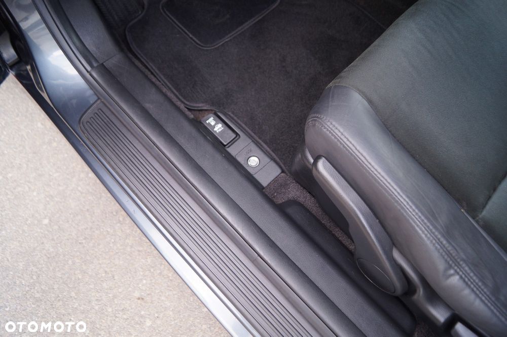 Honda Accord 2.0 i Sport - 28