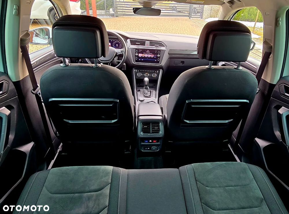 Volkswagen Tiguan 2.0 TSI 4Motion DSG OPF Highline - 29