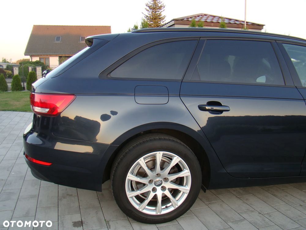 Audi A4 Avant 2.0 TDI ultra - 12