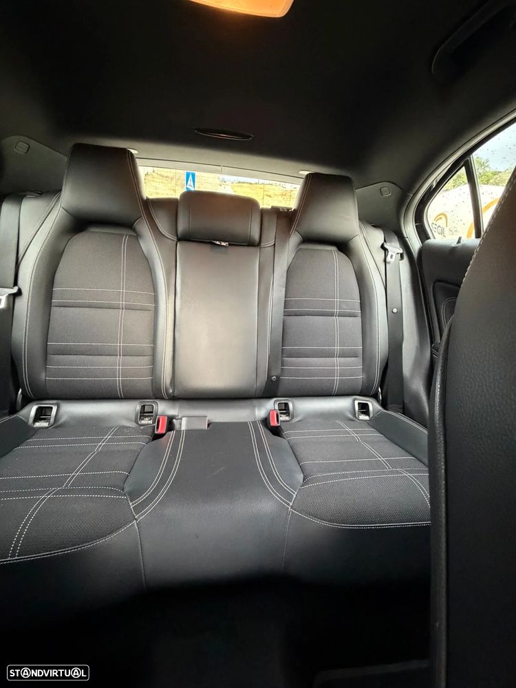 Mercedes-Benz A 200 CDI AMG Line - 15