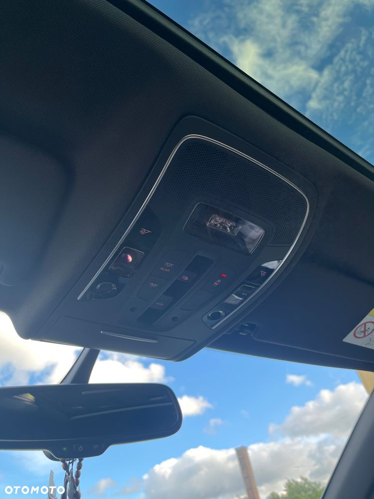 Audi A6 Avant 2.0 TDI ultra S tronic - 11