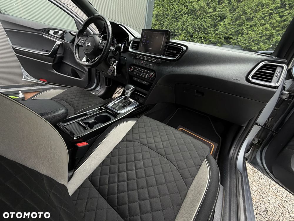 Kia ProCeed 1.4 T-GDI GT Line DCT - 15