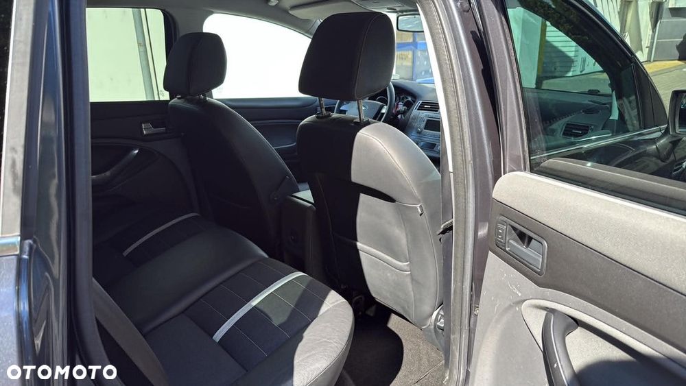 Ford Kuga 2.0 TDCi 4x4 Titanium - 8