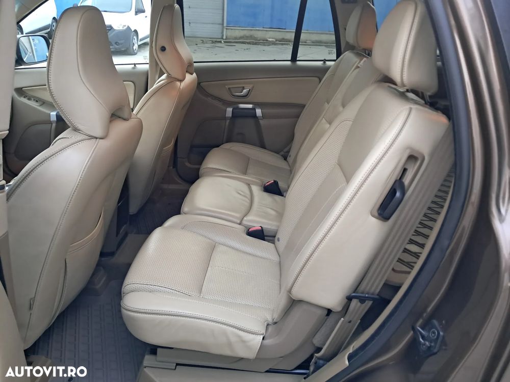 Volvo XC 90 D5 AWD Executive - 16