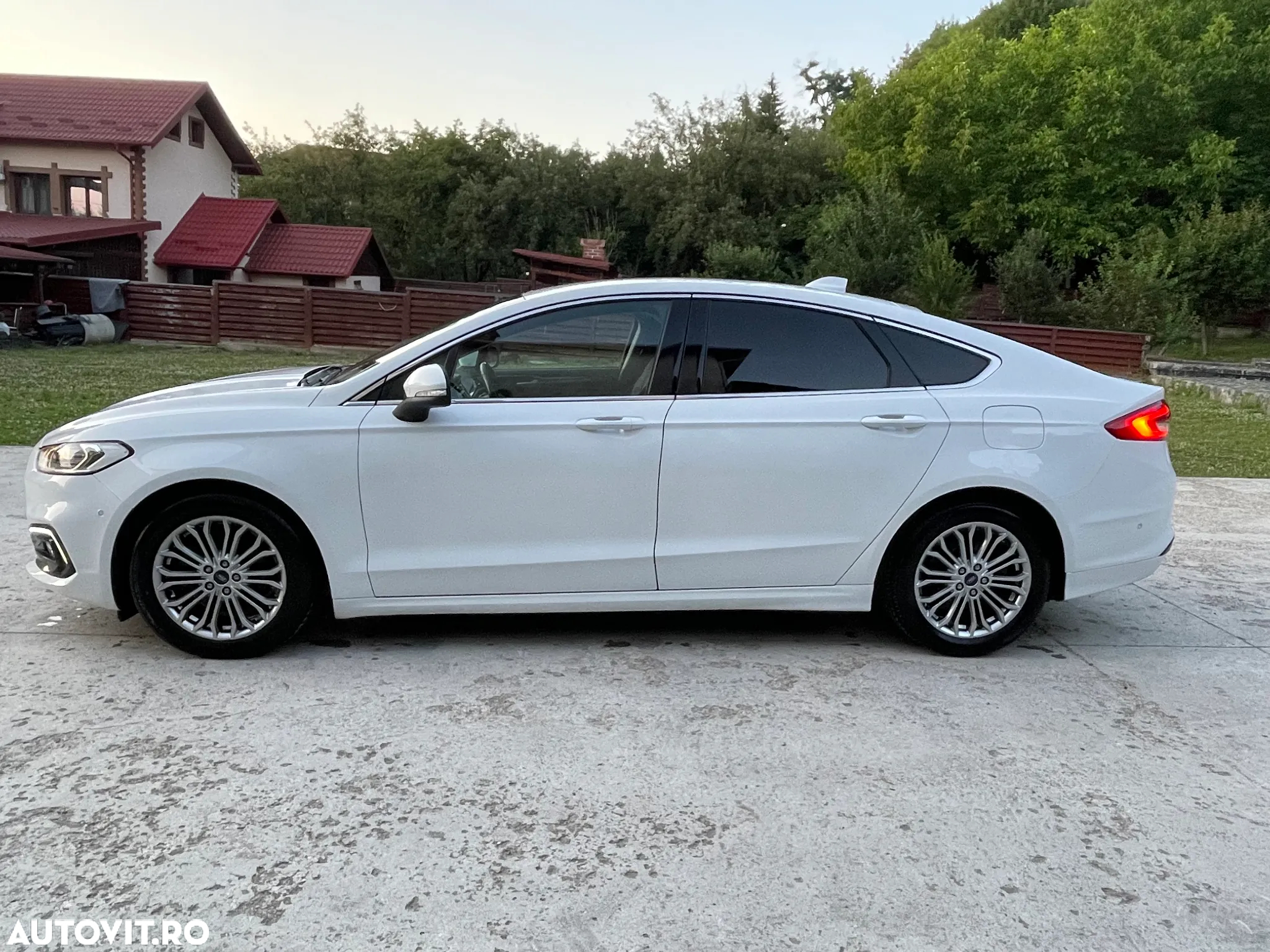Ford Mondeo 2.0 EcoBlue Aut. Titanium - 17