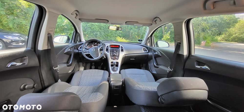 Opel Astra - 19