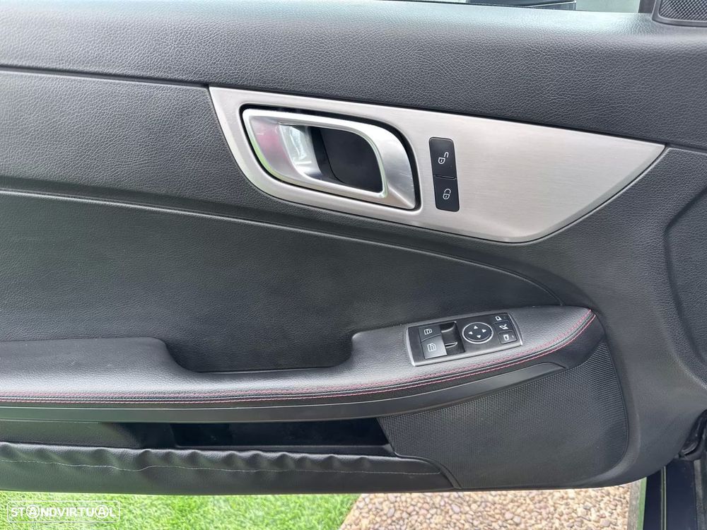 Mercedes-Benz SLK 250 (BlueEFFICIENCY) 7G-TRONIC CarbonLOOK Edition - 22
