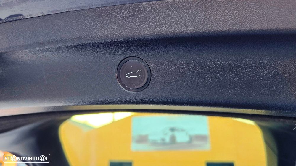 Tesla Model Y Long Range Tração Integral - 16