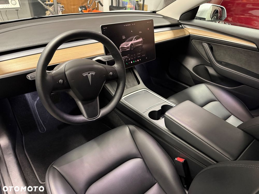 Tesla Model 3 Long Range AWD - 27