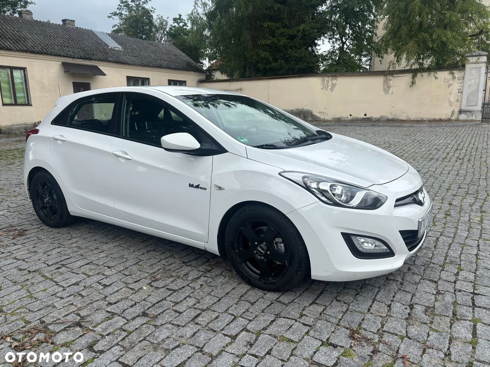 Hyundai i30 1.6 CRDI Trend - 10