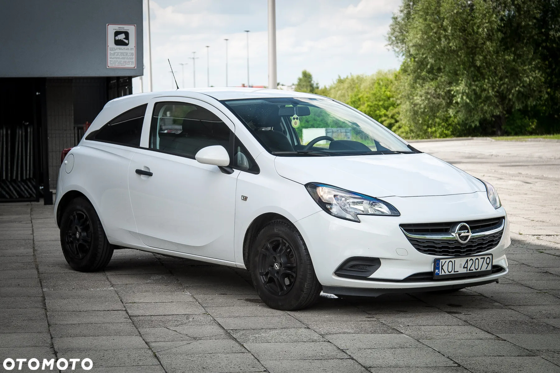 Opel Corsa 1.2 Enjoy - 3