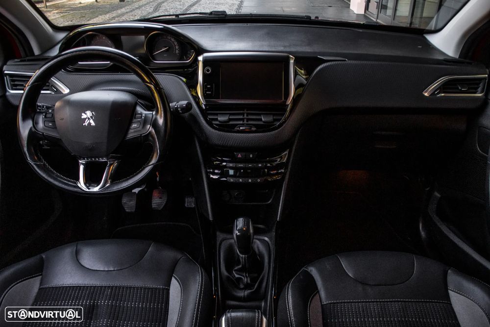 Peugeot 2008 PureTech 110 Stop&Start Allure - 30