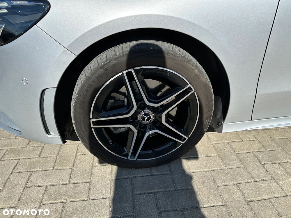 Mercedes-Benz Klasa B - 33