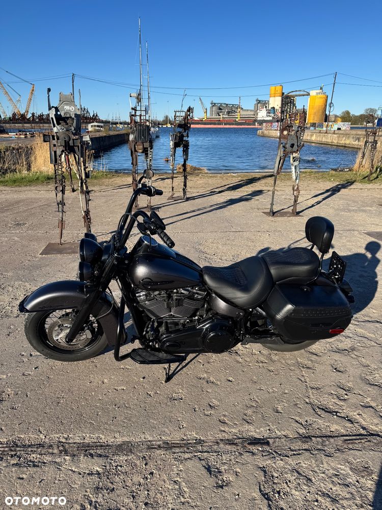 Harley-Davidson Softail Heritage Classic - 2