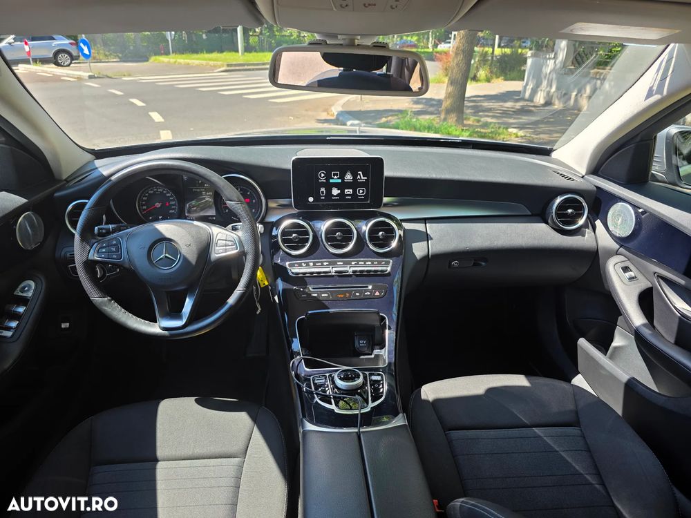 Mercedes-Benz C 300 h Aut. - 7