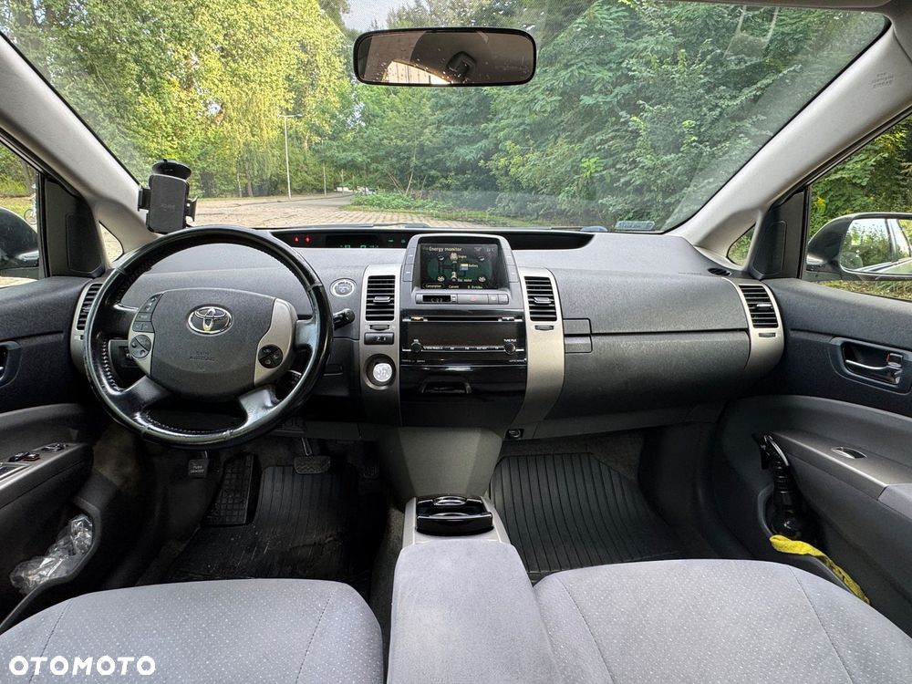 Toyota Prius 1.5 VVT-i Prestige - 31