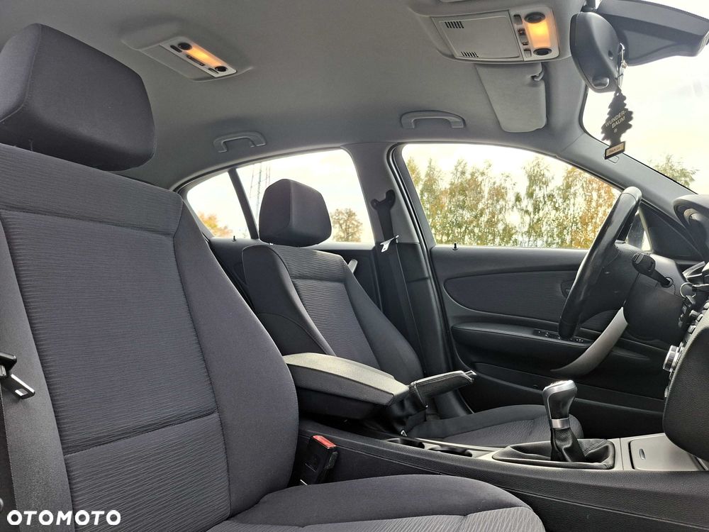 BMW Seria 1 - 13