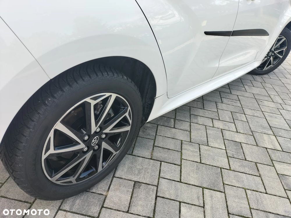 Toyota Yaris 1.5 VVT-iE Style - 26