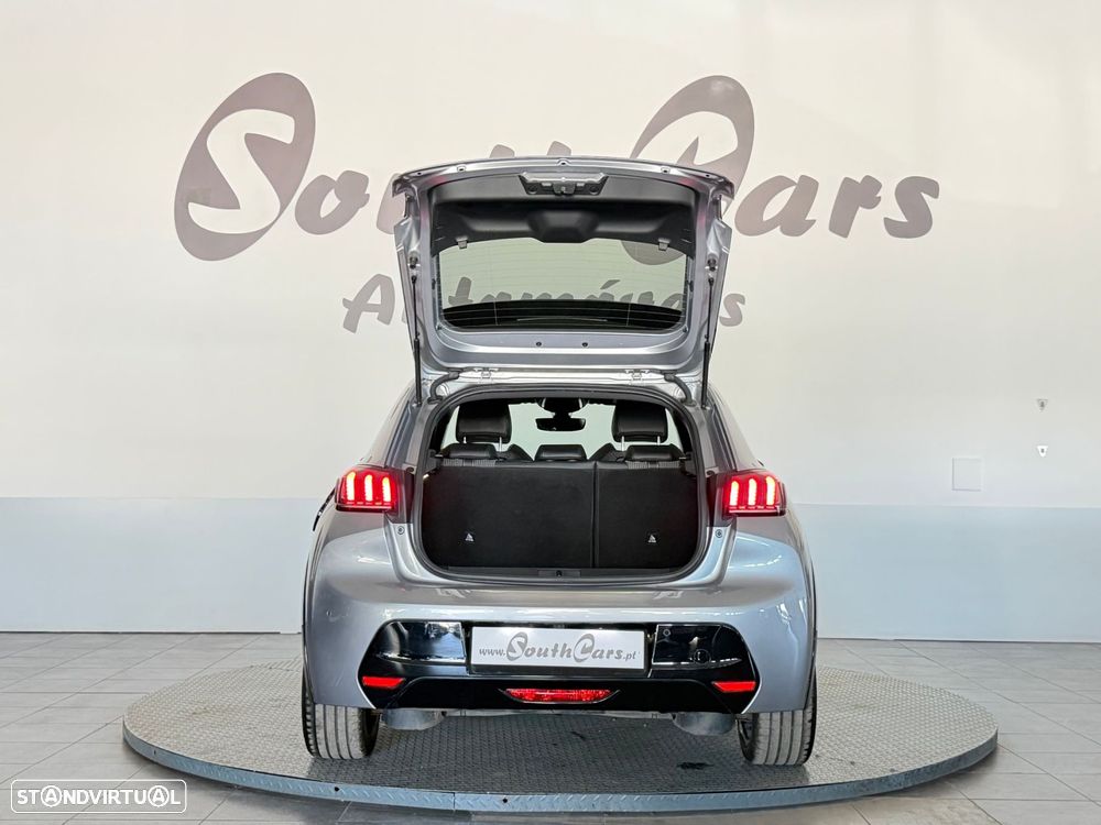 Peugeot e-208 50 kWh GT Line - 5