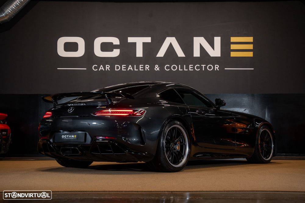 Mercedes-Benz AMG GT R - 5