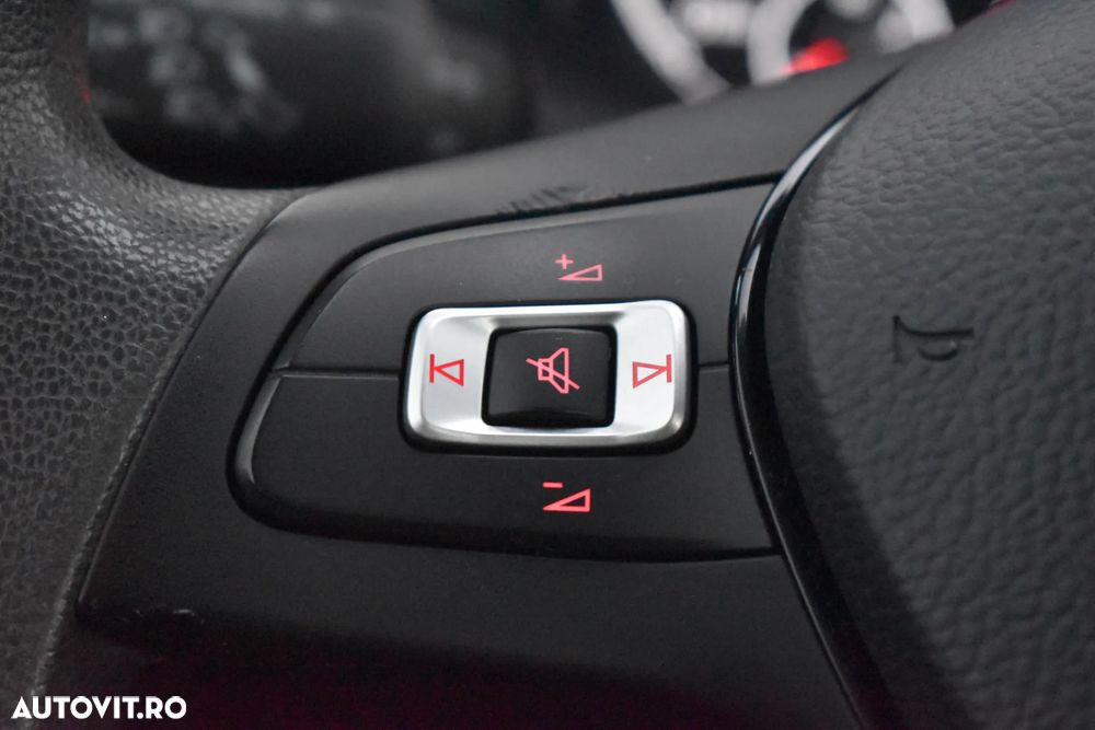 Volkswagen Polo 1.6 TDI Comfortline - 35