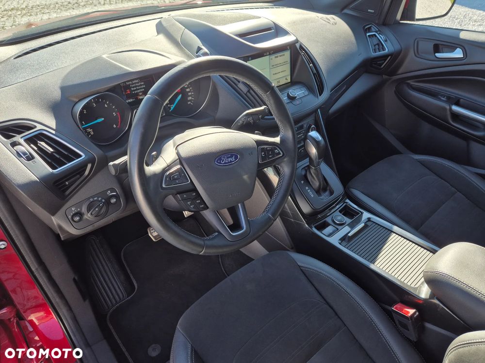 Ford Kuga 2.0 TDCi 4x4 ST-Line - 21