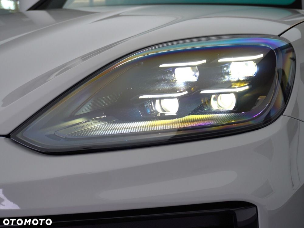 Porsche Cayenne E-Hybrid PHEV Black Edition - 10