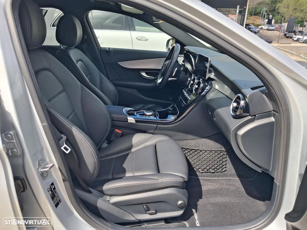 Mercedes-Benz C 300 de AMG Line - 13